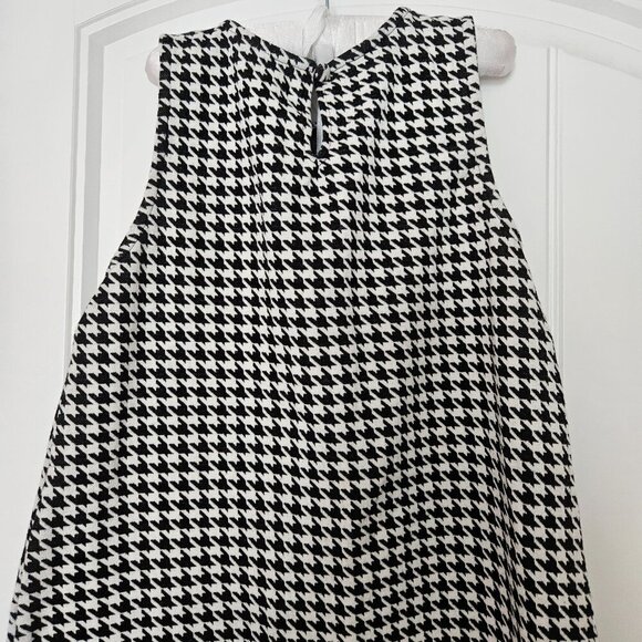 Sale 🎉🥳 4/$25 or $10Zara Girls Black & White Houndstooth Dress - Picture 2 of 6
